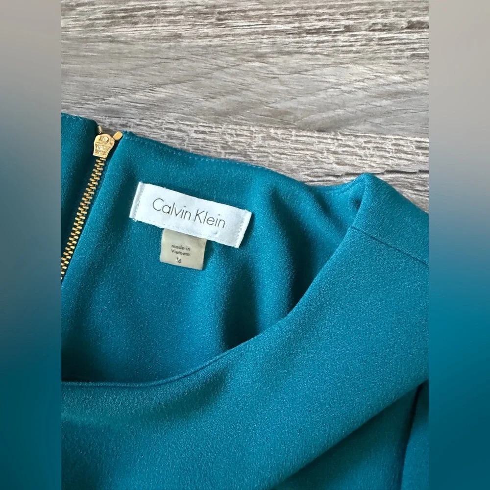 Calvin Klein Bell Sleeve Sheath Dress Teal 4 Elegant Wedding Evening Event